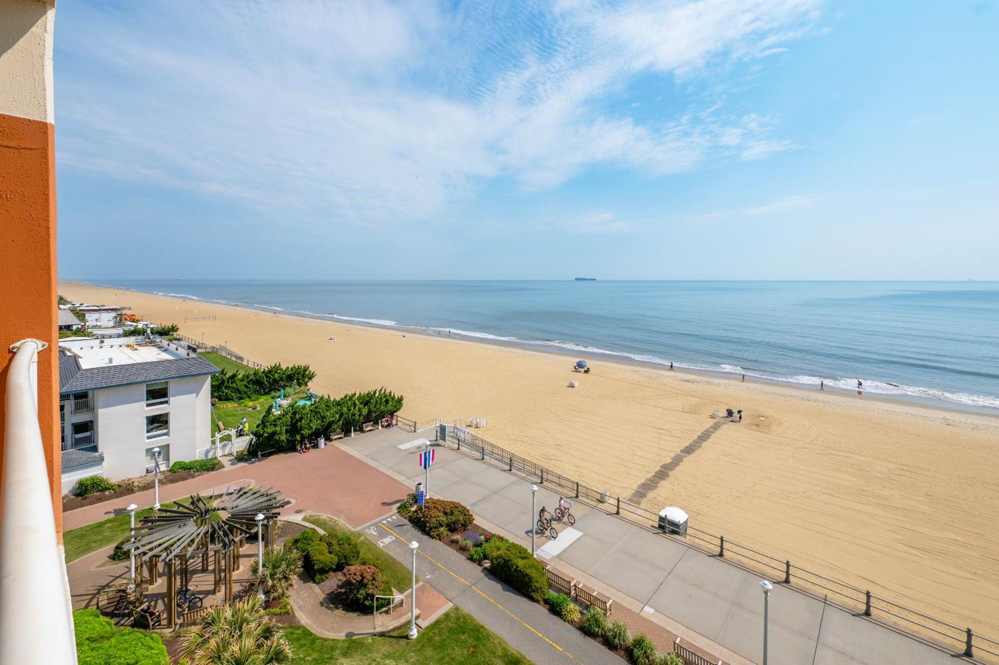 Holiday Inn & Suites Virginia Beach - North Beach By Ihg Екстер'єр фото
